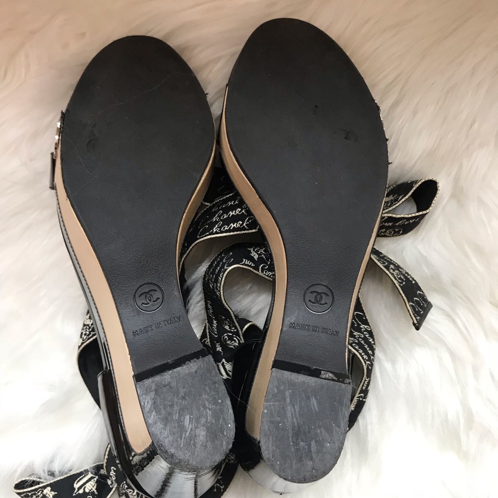 ⭕️SOLD⭕️ CHANEL Cannon CC Logo Lace-Up Sandals - Picture 7 of 8